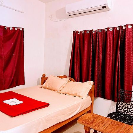 Gt Guest House Virāmpattinam Εξωτερικό φωτογραφία